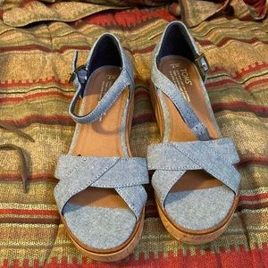 TOMS low wedge sandal